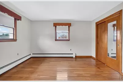 5 Crestwood Cir, Lawrence, MA 01843 - Photo 17