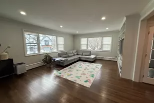 44 Rolling Ln, Newton, MA 02467 - Photo 3