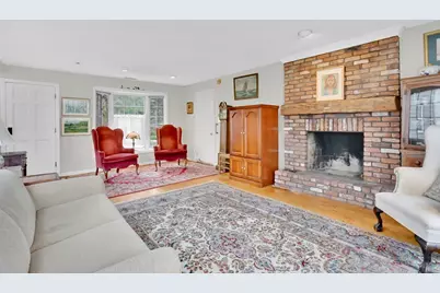 141 Longfellow Dr, Longmeadow, MA 01106 - Photo 3