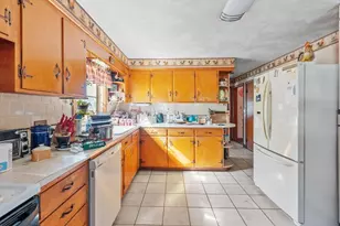 38 Garnet St, Worcester, MA 01607 - Photo 13