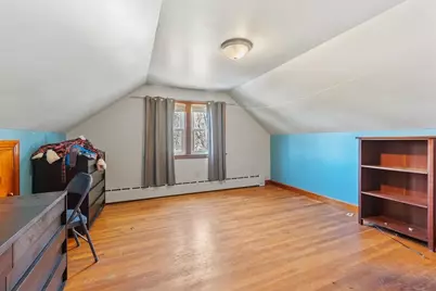 38 Garnet St, Worcester, MA 01607 - Photo 15