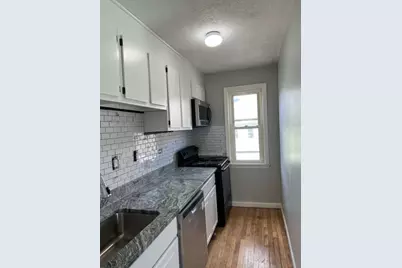 165 Oxford St #3, Auburn, MA 01501 - Photo 1