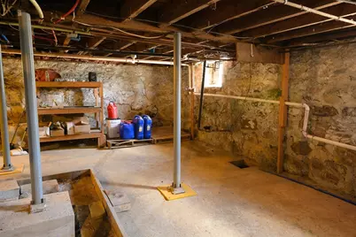 83 Williams St, North Adams, MA 01247 - Photo 33