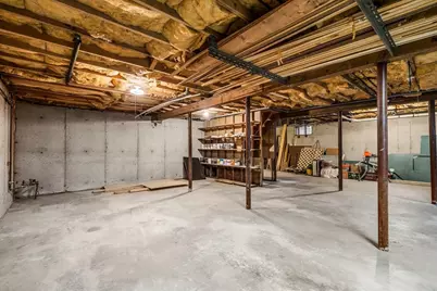 2 Garfield Ln W, Andover, MA 01810 - Photo 33