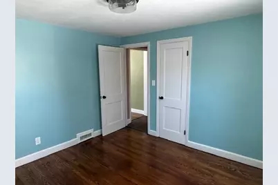 119 Powell Ave, Springfield, MA 01118 - Photo 9