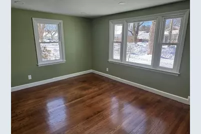 119 Powell Ave, Springfield, MA 01118 - Photo 9