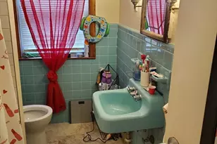 24 Derby St, Somerville, MA 02145 - Photo 25