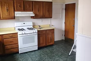 24 Derby St, Somerville, MA 02145 - Photo 11