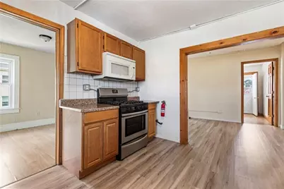 60 Rathbun St, Woonsocket, RI 02895 - Photo 17