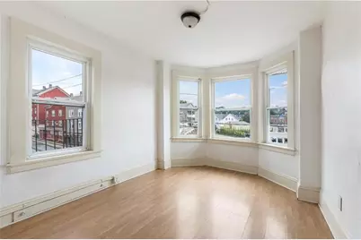 60 Rathbun St, Woonsocket, RI 02895 - Photo 11