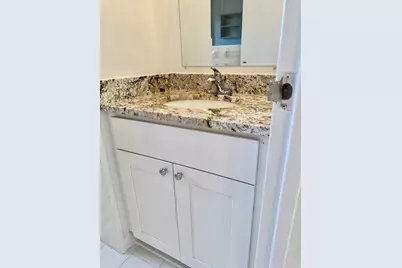 395 Revere Beach Pkwy #4A, Revere, MA 02151 - Photo 9