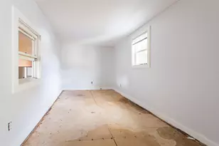 4 E Main St, West Brookfield, MA 01585 - Photo 21