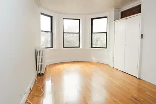 259 W Newton, Boston, MA 02116 - Photo 1