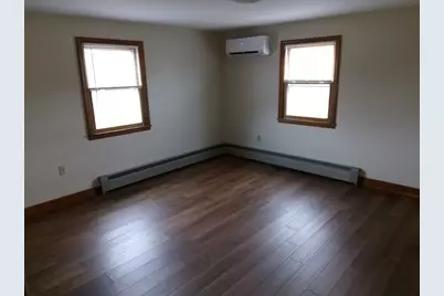 121 King Philip Rd, Worcester, MA 01606 - Photo 5