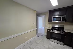 288 Pleasant St, Stoughton, MA 02072 - Photo 3