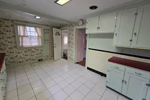 194 Parker, Newton, MA 02459 - Photo 7