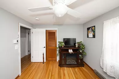 32 Crestwood Dr, Southbridge, MA 01550 - Photo 17