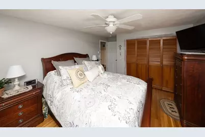 32 Crestwood Dr, Southbridge, MA 01550 - Photo 11