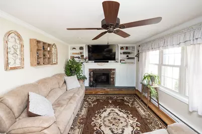 32 Crestwood Dr, Southbridge, MA 01550 - Photo 9