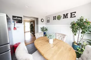 32 Crestwood Dr, Southbridge, MA 01550 - Photo 5