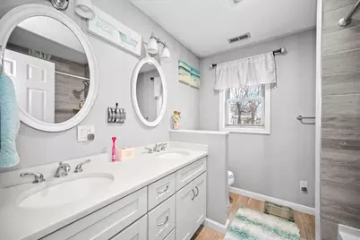 19 Observatory Ave, Haverhill, MA 01832 - Photo 9