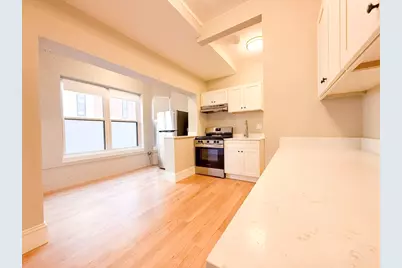 19 Agassiz #3B, Cambridge, MA 02140 - Photo 3