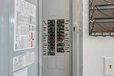 590 Boston St #303, Lynn, MA 01905 - Photo 27