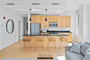 70 Lincoln St, Boston, MA 02111 - Photo 9