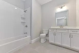 8 Sanborn St, Reading, MA 01867 - Photo 7