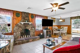 420 West St, Ludlow, MA 01056 - Photo 7