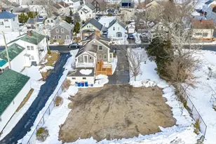 78 Middle St, Fairhaven, MA 02719 - Photo 5