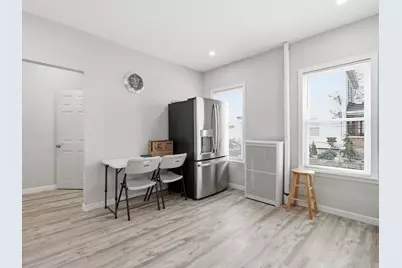 9 Englewood Ave, Worcester, MA 01603 - Photo 17