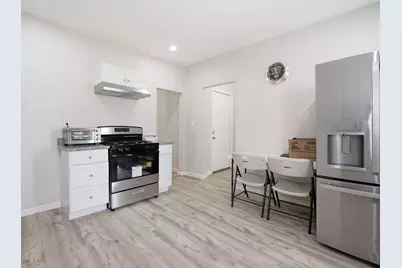 9 Englewood Ave, Worcester, MA 01603 - Photo 19