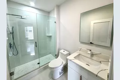 567 Park St #3, Boston, MA 02124 - Photo 9