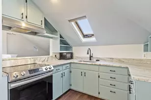 35 Middle St, Gloucester, MA 01930 - Photo 13