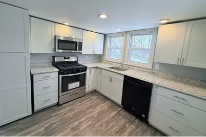 48 Bridge St #1, Westford, MA 01886 - Photo 3