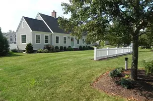 593 Washington St, Pembroke, MA 02359 - Photo 3