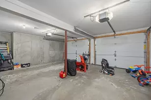 70 Frederick St, Fitchburg, MA 01420 - Photo 29