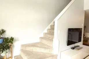 212 Carriage Ln, Taunton, MA 02780 - Photo 9