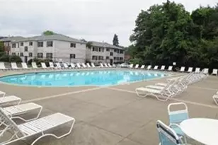 169 Lake Shore, Boston, MA 02135 - Photo 11