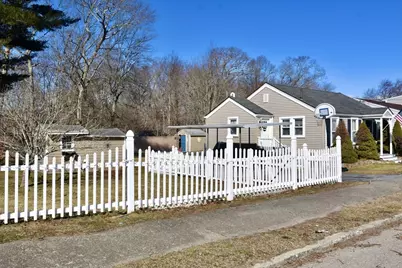 125 Stackhouse Street, Dartmouth, MA 02747 - Photo 17