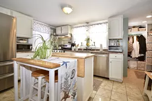 125 Stackhouse St, Dartmouth, MA 02747 - Photo 3