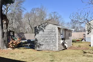 125 Stackhouse St, Dartmouth, MA 02747 - Photo 21