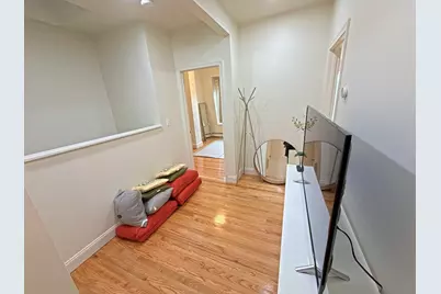 130 W 8th Street #3B, Boston, MA 02127 - Photo 3