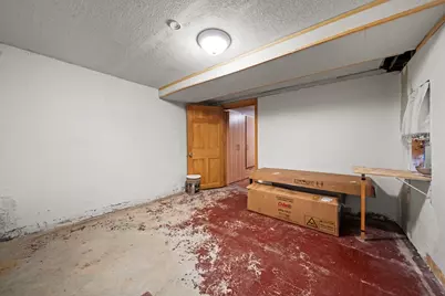 38 Village Green Dr #77, North Andover, MA 01845 - Photo 19