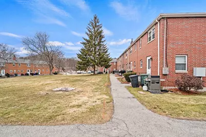 38 Village Green Dr #77, North Andover, MA 01845 - Photo 23