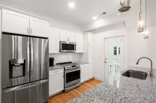 68 Chestnut St, Newton, MA 02465 - Photo 9