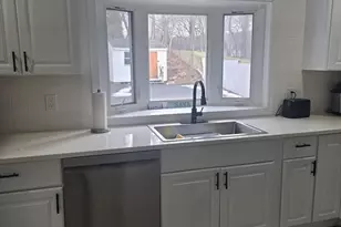 2173 Main, Palmer, MA 01080 - Photo 5