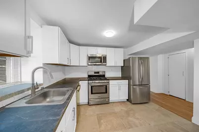 37 Cleveland St, Revere, MA 02151 - Photo 13