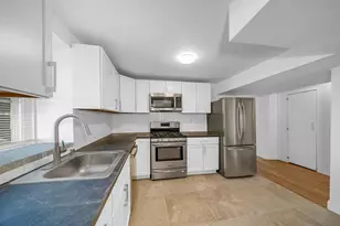 37 Cleveland St, Revere, MA 02151 - Photo 13